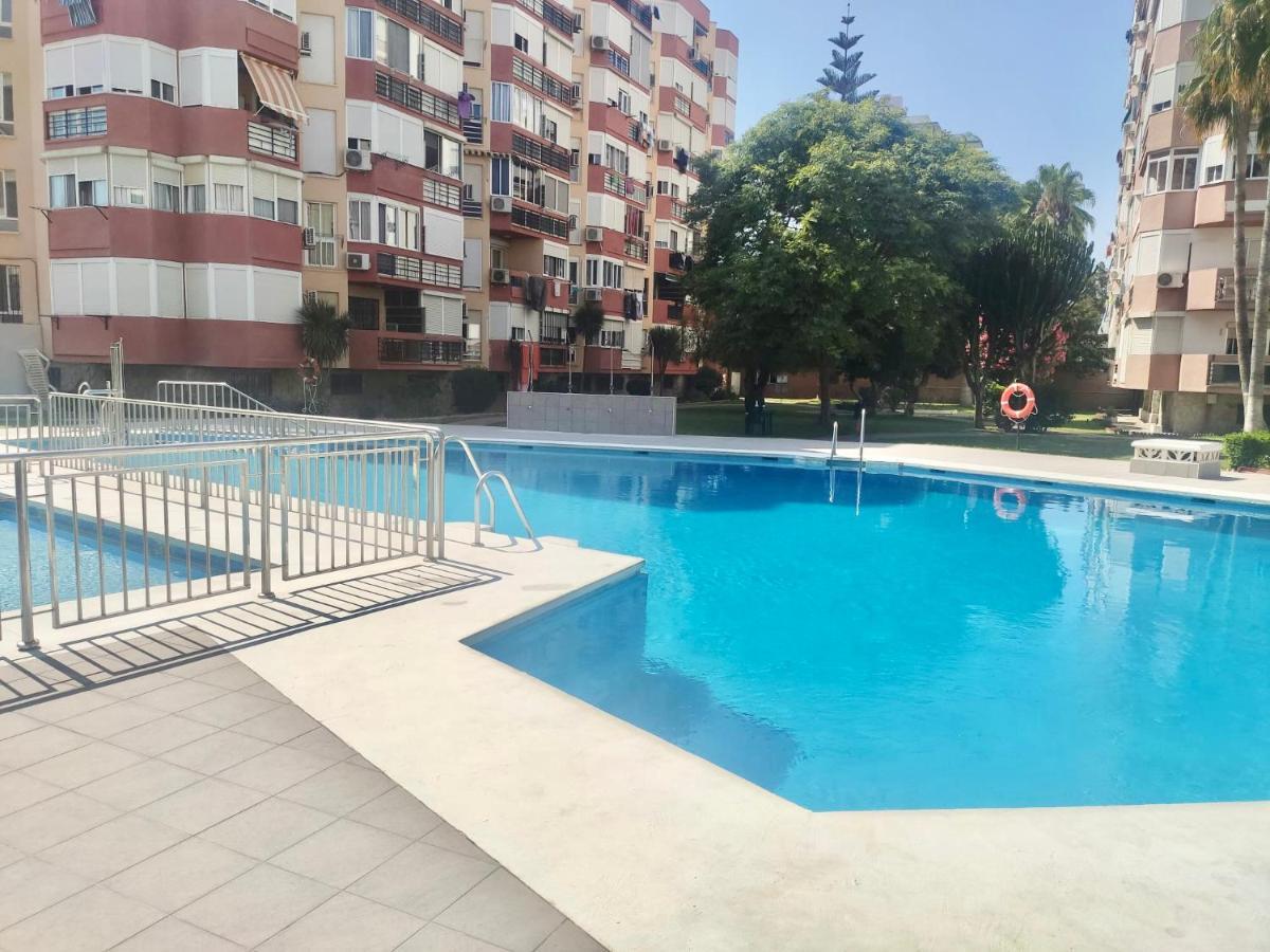 Precioso Estudio Con Piscina, Junto A La Playa Торре-дель-Мар Экстерьер фото